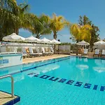 Flouressia Gardens 4*