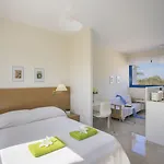 Aparthotel Flouressia Gardens