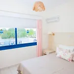 Flouressia Gardens Aparthotel 4*