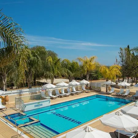 Flouressia Gardens Hotel apartamentowy Protaras