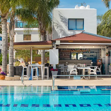 Flouressia Gardens Protaras