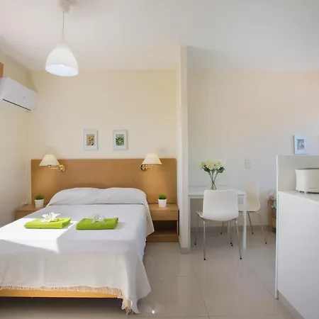 Flouressia Gardens 4* Protaras