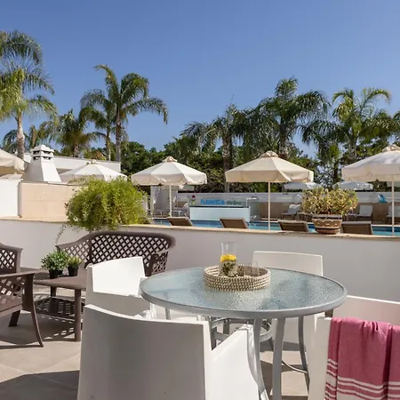 Aparthotel Flouressia Gardens Protaras