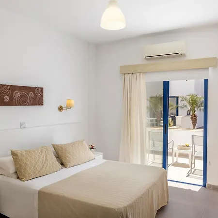 Flouressia Gardens Protaras