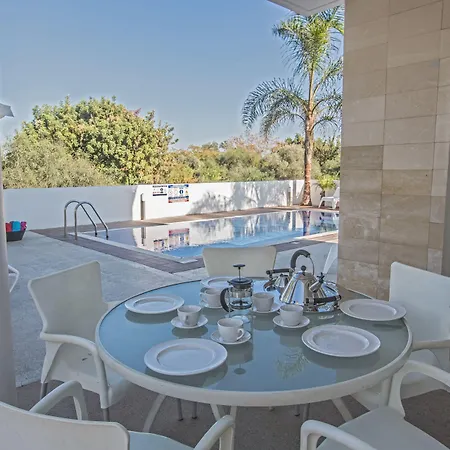 Flouressia Gardens Protaras