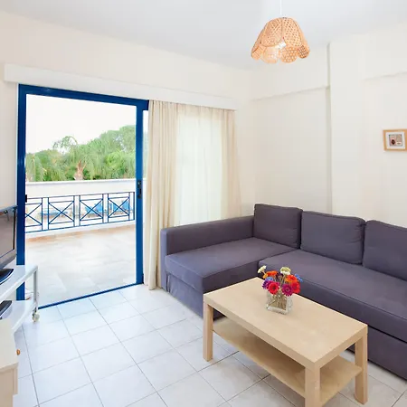 Flouressia Gardens Apart-hotel