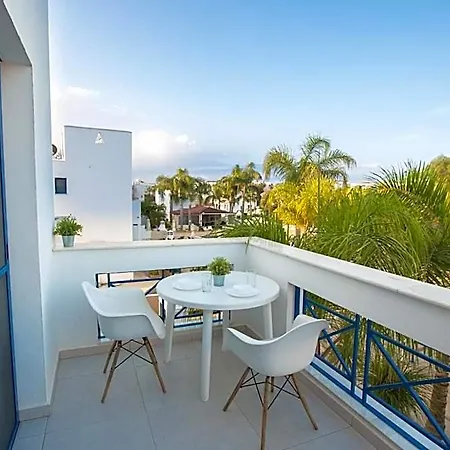 Flouressia Gardens Aparthotel Protaras