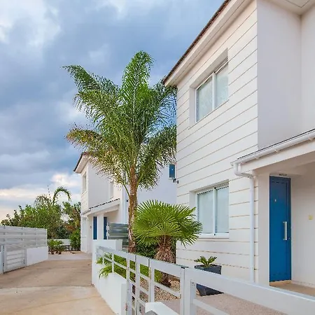 아파트호텔 Flouressia Gardens